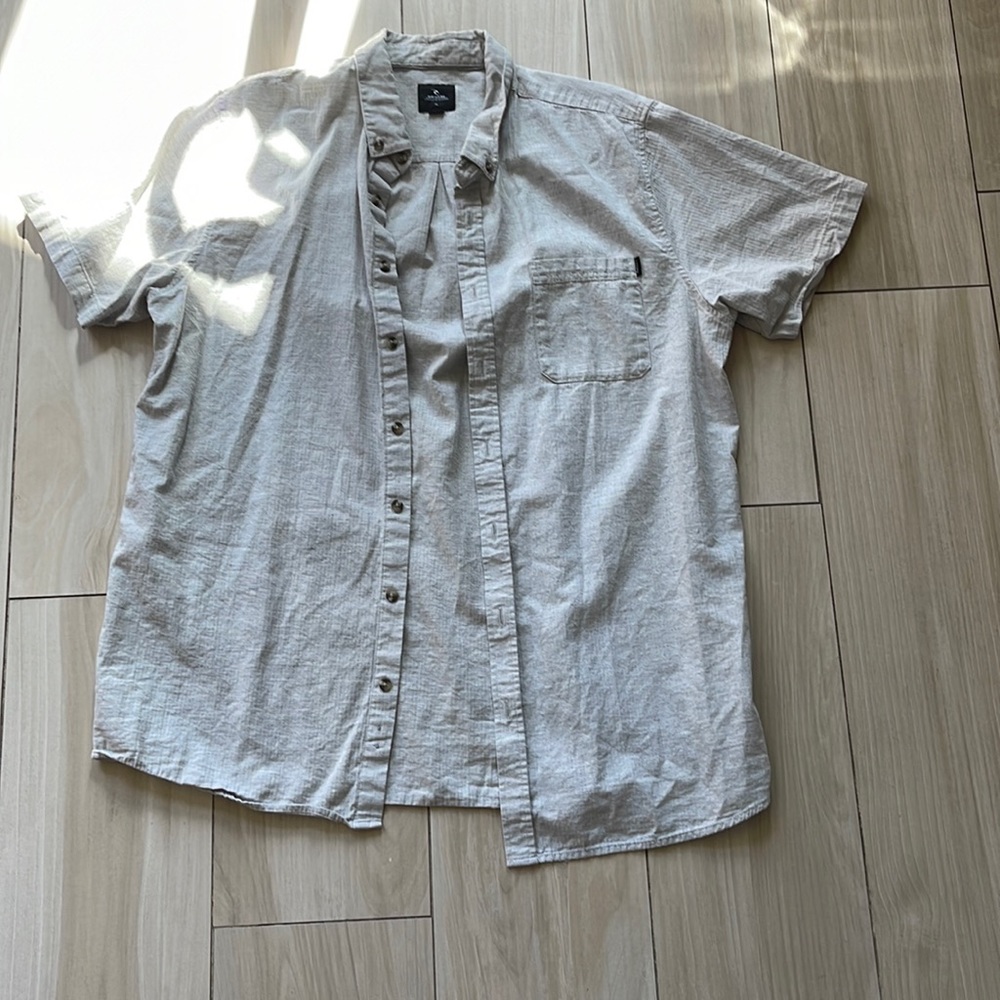Mens rip curl button down shirt